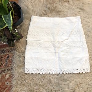 GAP Skirts - Gap White Eyelet Detailed Skirt GAP Skirts - Gap White Eyelet Detailed Skirt